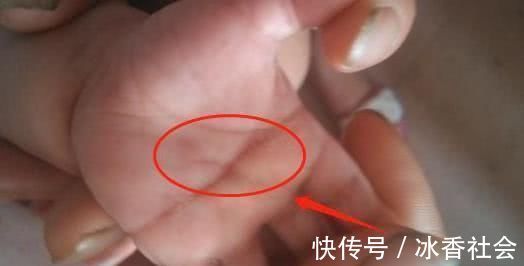 孩子|孩子将来是否聪明,看看小手就知道,智商高低在手上就有信号