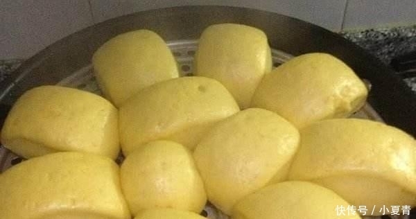 别再蒸白面馒头了,试下这个做法,营养解馋,我家三天两头蒸一锅