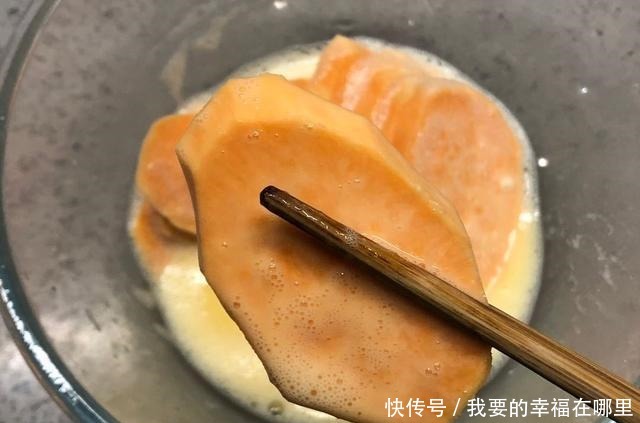 红薯别总蒸着吃了,这样做酥软香甜,还不长胖,好吃到停不下嘴