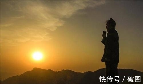 修行者们@释迦牟尼佛这样解释修行:不着物相,顺从本心,顺其自然