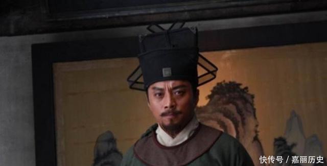 宋江接受招安遭众人反对,他的一个举动让燕青心寒,选择归隐自保
