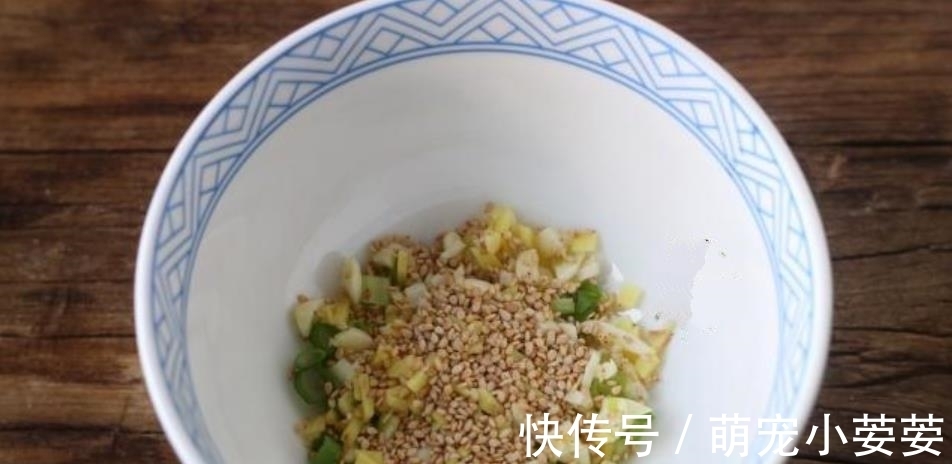 北方人|教你做酸汤面，三两下就做好，酸爽开胃超过瘾，和油泼面一样好吃