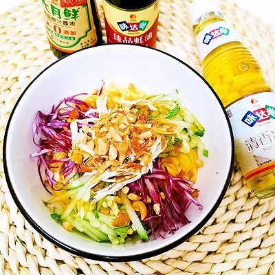 鸡丝|夏天没胃口吃个鸡丝凉面