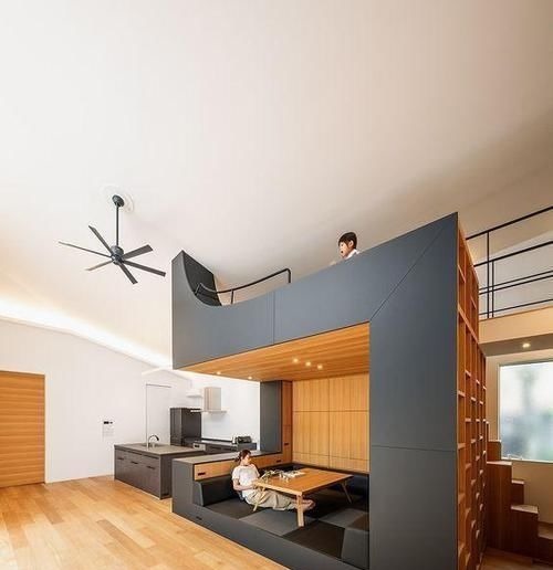 复式|朋友买套层高4米5的复式，又在家里砌套房，层高再高都能浪费了