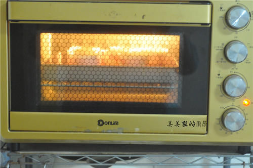  孩子做|家有烤箱，一定要试试它，不用面粉不发酵，搅一搅就成，太香啦！