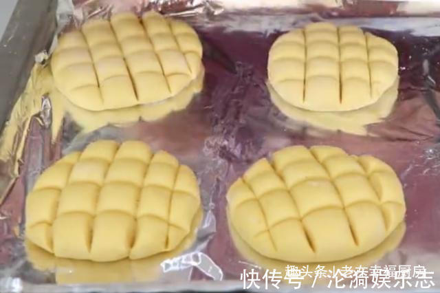 玉米面这样做真好吃,不用一滴油,降脂降压,越嚼越香,上桌就光