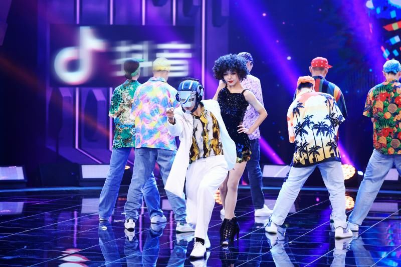 祖薇薇|《蒙面舞王》，誰能獲得最后的晉級名額？