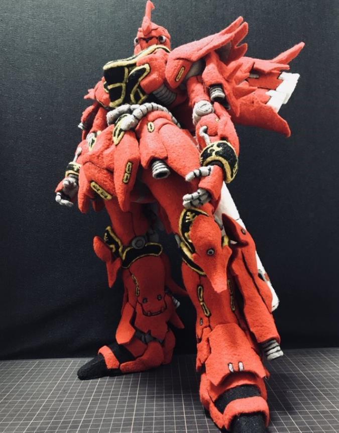 毛垫|大神用毛垫制作高达手办,成品后吓坏观众,网友500我要了