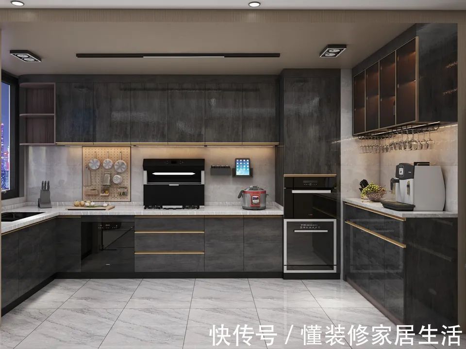 新色|轻奢与极简的完美融合，这套4房两厅将引领2021潮流