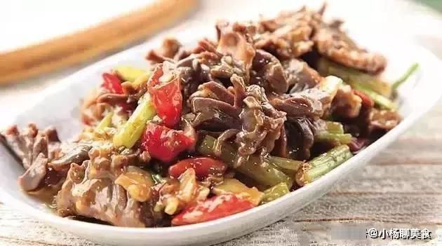 鸡丁|香飘满屋的几道家常，美菜味简单实惠，下酒下饭，上桌抢着吃