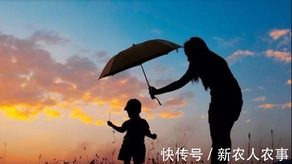 为人父母|陕西一萌娃玩出了新高度,把自己反锁在厨房,做了啥让妈妈崩溃?