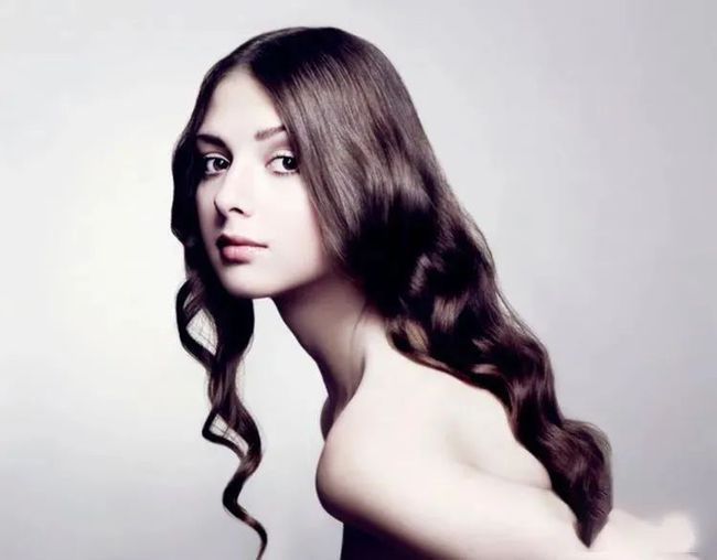 拉尔夫&超写实油画少女,人体的肤色表现堪称一绝!