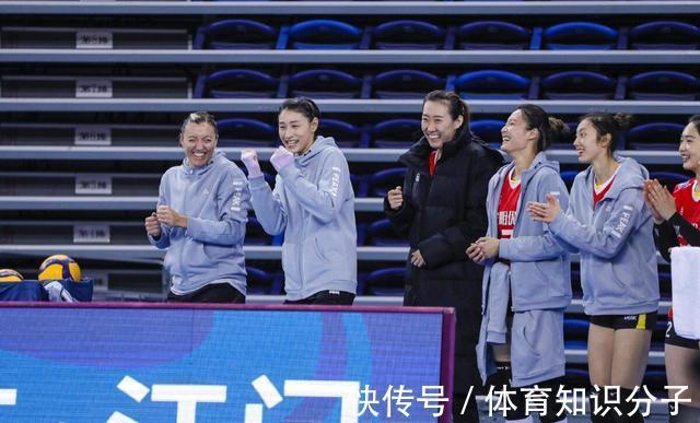 上海女排|上海女排输球的罪魁祸首不是别人!不会合理使用金软景拉尔森输球