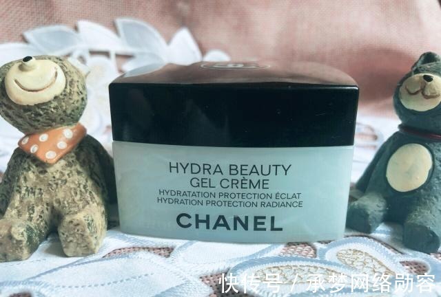 补水|夏季抗初老的美白清爽保湿面霜推荐:让你肌肤恢复弹性舒爽不油腻