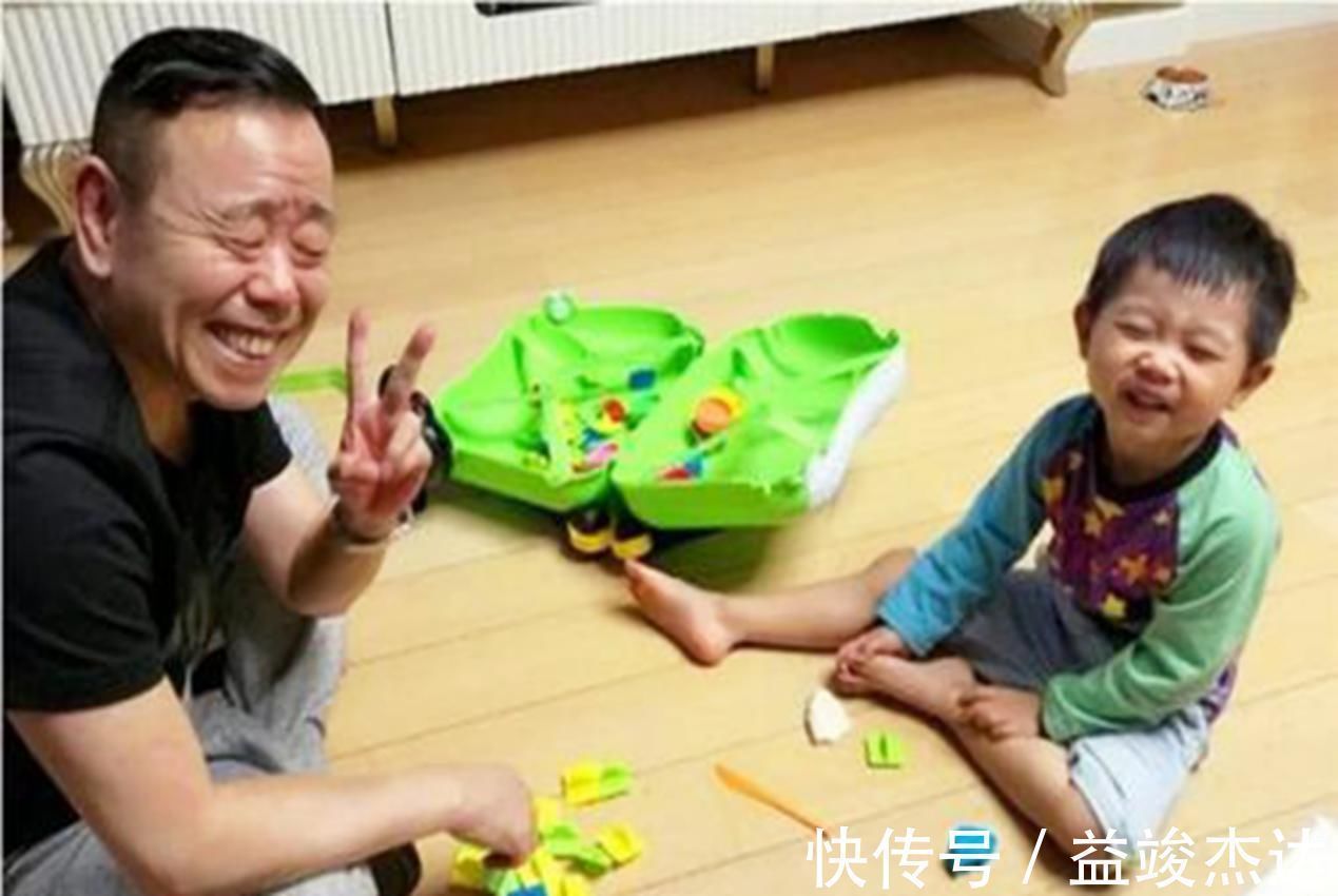 传男不传女|爸爸这些“毁形象”特征,基本“传男不传女”,第一个就很难接受