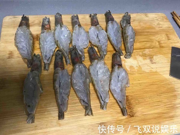 gt|保存大虾,直接冻冰箱就错了!教你一方法,冻几个月还像刚买的