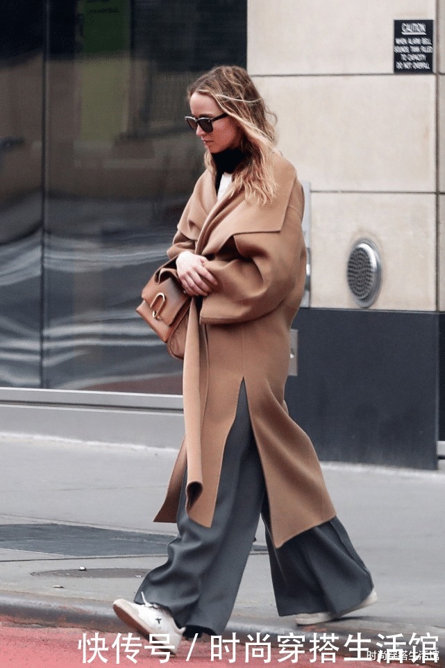 裤子|女人过了40岁,尽量不要穿这4条裤子,不仅显腿短,还显腿粗