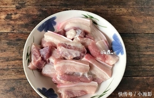 红烧肉卤肉怎么做才好吃，不妨试试我的做法，能让你多吃一碗饭