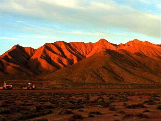 我国最大沙漠底下发现地下“海洋”,水量惊人,水可以直接饮用