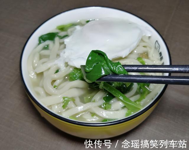 口感|家常手擀面好吃有窍门，多加一把豆面，面香浓郁，口感劲道又爽滑