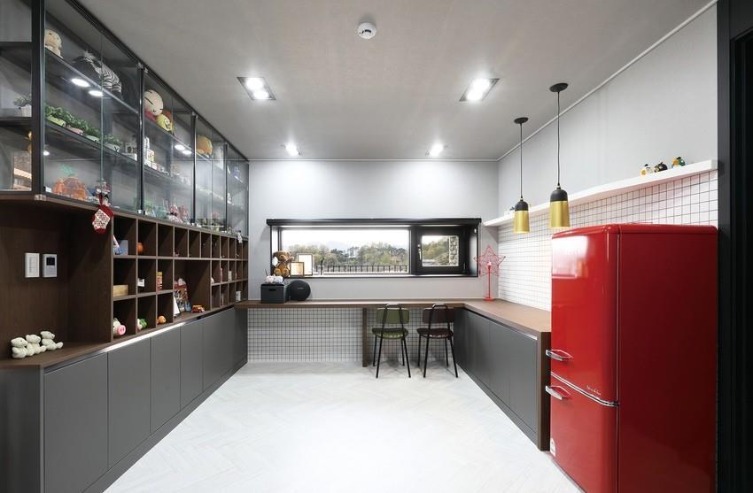 西厨|打拼30年，奖励一套337㎡别墅，门前大院子好享受，退休生活惬意