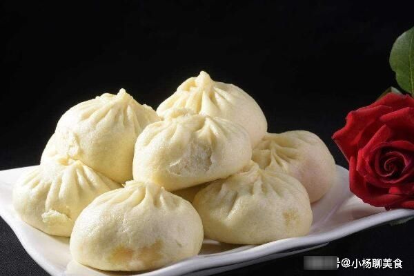  苔菜|?蒸包子用冷水还是开水？包子铺老板的秘诀，蒸出的包子香软喷香