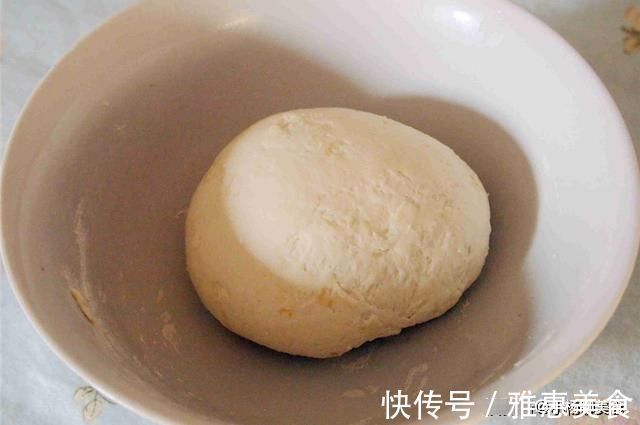 搅拌均匀|夏天，老公就馋这饺子，一个口一个，连吃40个，比三鲜的还好吃