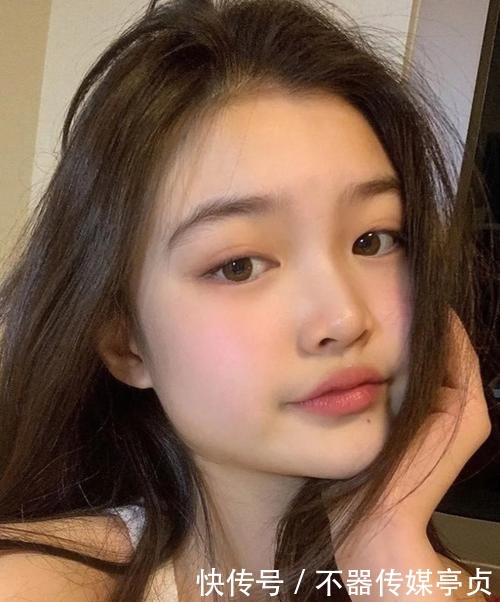 美女|普通人如何变“纯欲风”美女?掌握3点,你就是下一个半藏森林