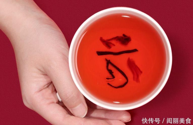 小动作|一个小动作,坚持不到6秒,说明早衰了,若能超过10秒,易长寿