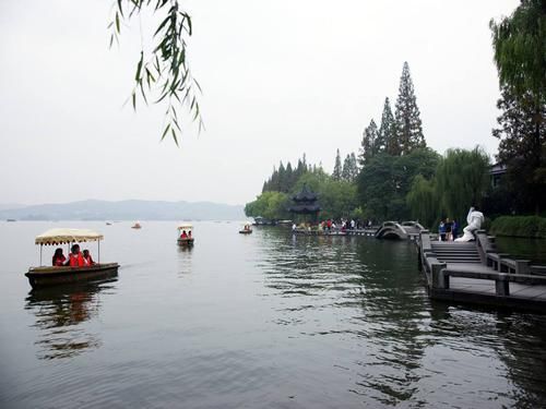 中国哪些景点适合中老年人旅游? 你去过哪几个?