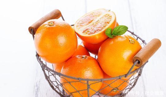 咳嗽痰多老不好,不妨试试橙子这样煮,化痰止咳,药物不用抓