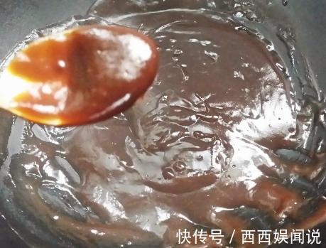 喜欢甜面酱不用买，只需1勺面粉就能做，酱香顺滑味道佳，特好做