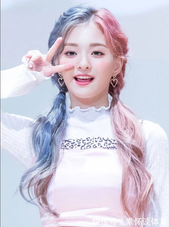 程潇漫|“归国四女”约好换发色?孟美岐新发型超惹眼,程潇漫画脸好抢镜