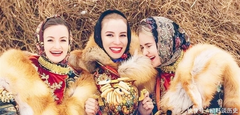 俄罗斯人名里的斯基与夫,都是啥意思?