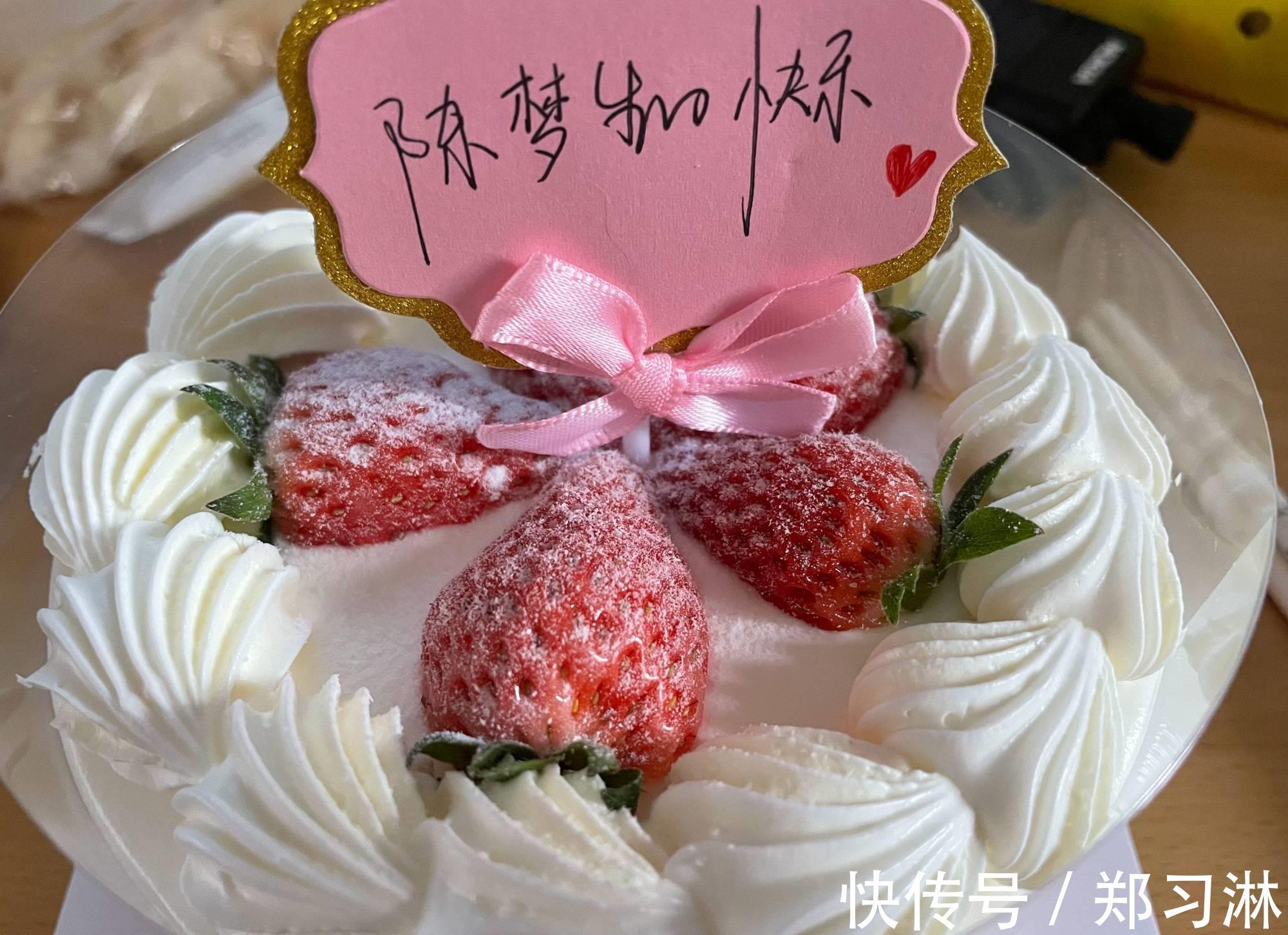 国乒|陈梦的生日静悄悄,球迷渴望的生日蛋糕场面,何时能出现?