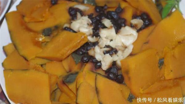 三百花300块钱请我做的生日餐,十三菜一汤,大家看看值不值