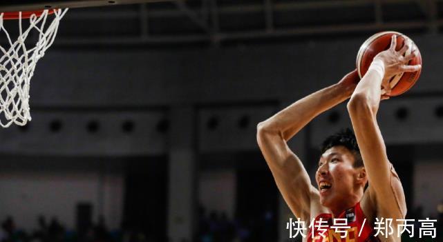 生日祝福|同天生日不同待遇!FIBA撰文祝周琦生快 网友:看不起徐杰吗?