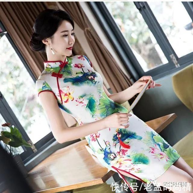 穿上唯美旗袍裙，使你身材展现天生丽质，完美无缺