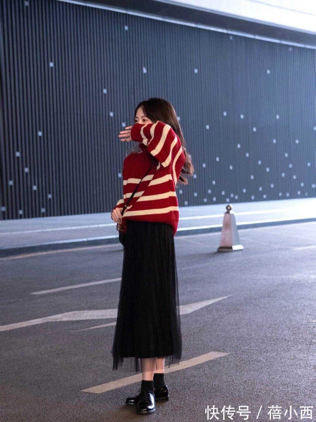 半身裙 小个子女生如何穿针织衫?这几套造型可以直接照搬,高级又优雅