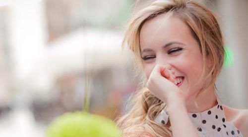 女性|子宫“垃圾”增多，会在身上反映出来，两个地方变黑，要及时注意