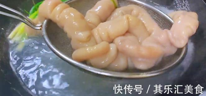 大厨|卤大肠，如何清洗是关键，大厨教你酒店做法，汁香味浓看着流口水