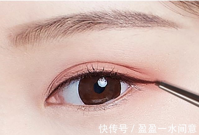 nyx 那些年填满宿舍桌的开架彩妆，你还记得吗！