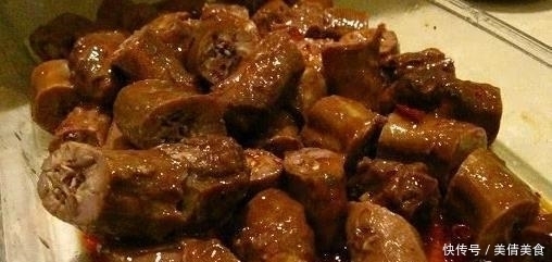 偷偷|最毁女孩形象的几种食物,鸭脖子当之无愧,第三个只能偷偷吃