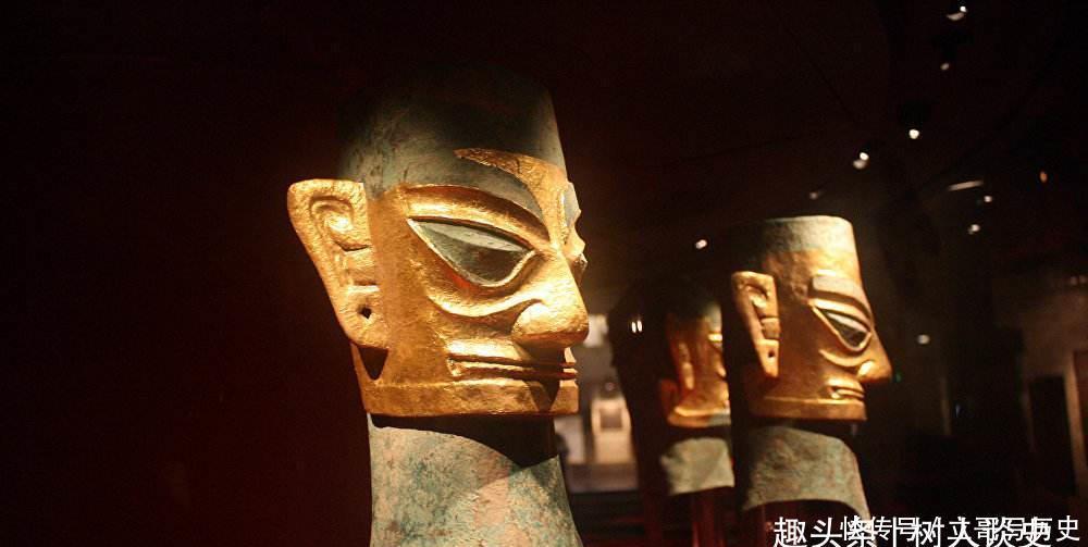 彝族|三星堆文物大赏,网友:别的遗址越挖越明白,就三星堆越挖越离谱