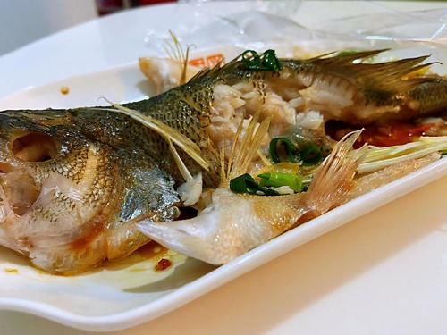 正月初二吃饭更讲究，无论有钱没钱，这4种食物要吃，一年旺到头