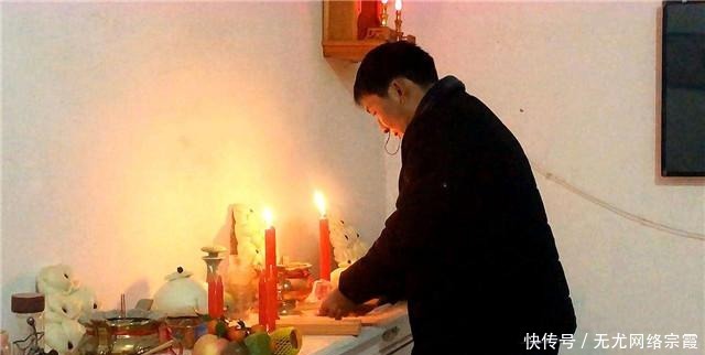  祈福|60年代初期，中国百姓过春节，上供磕头祈福你那还流行吗？