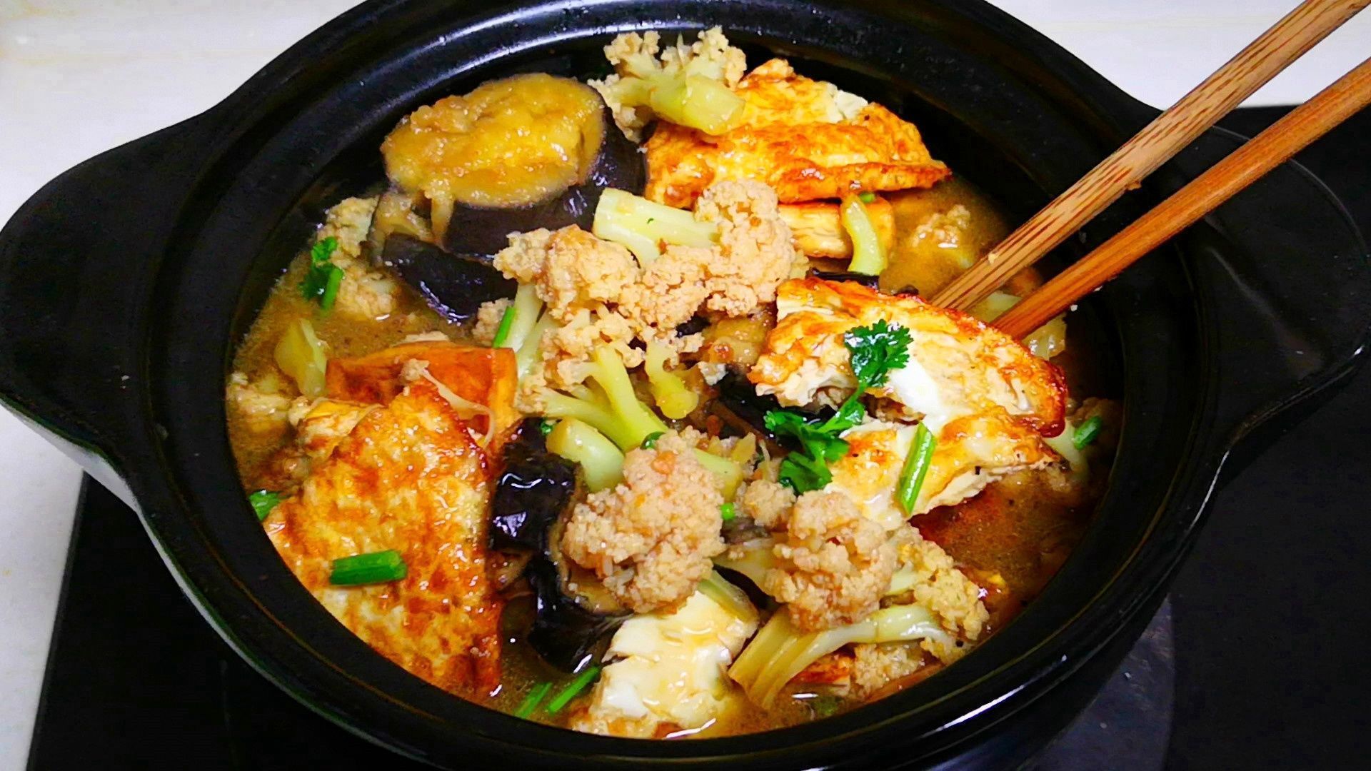 天冷多吃此蔬菜，比白菜鲜美，比萝卜营养，几块钱炖一锅，吃得值