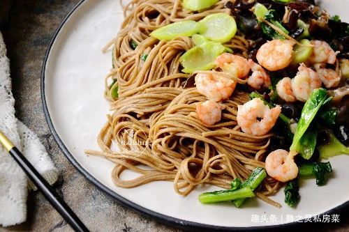 赘肉|越吃越瘦的主食,刮油甩赘肉,堪比慢跑半小时,胖子最适合