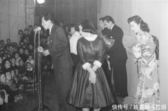 老板|老照片日本国民级美女被老板炒了鱿鱼，八年之后，公司垮了