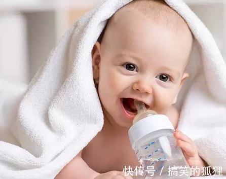 积食|宝宝2个地方“变化”,说明严重积食了,冬季带娃,谨记3多2少